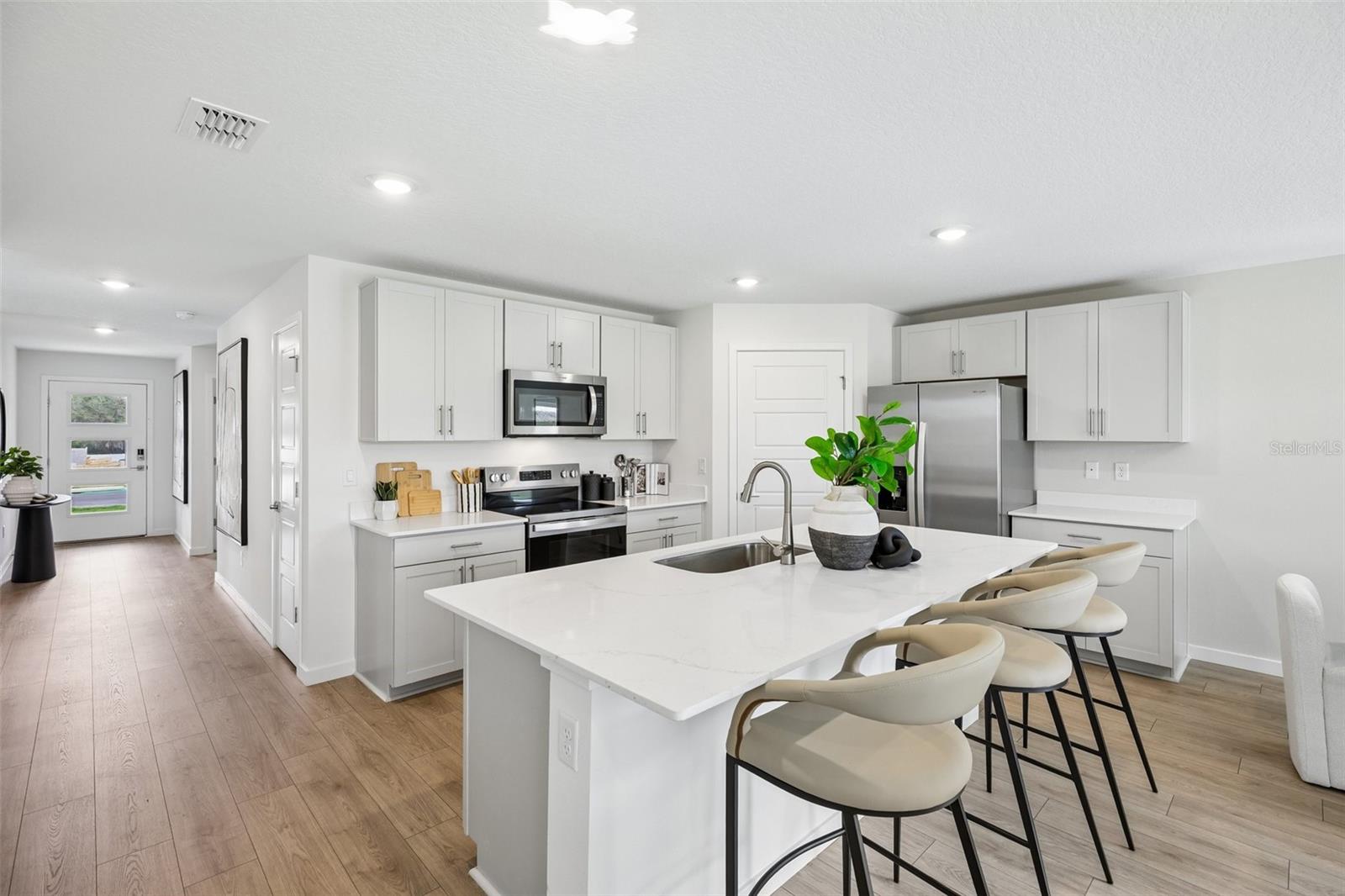 BOULEVARD OAKS - Residential