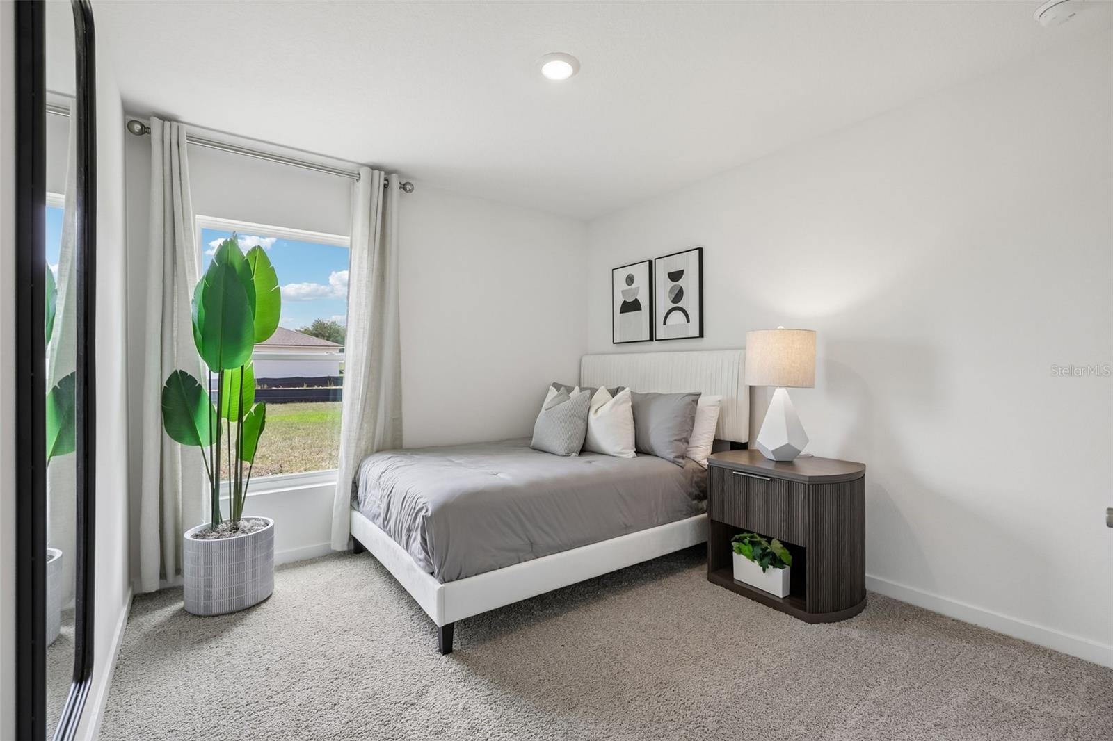 BOULEVARD OAKS - Residential