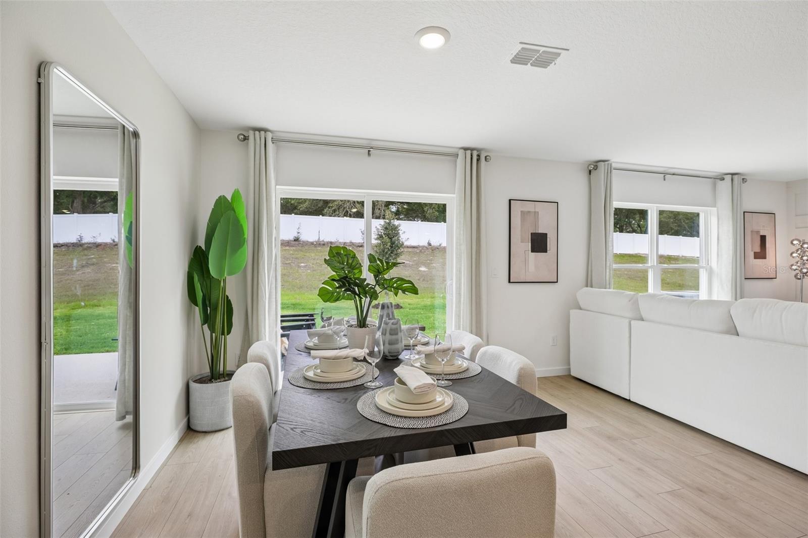 BOULEVARD OAKS - Residential