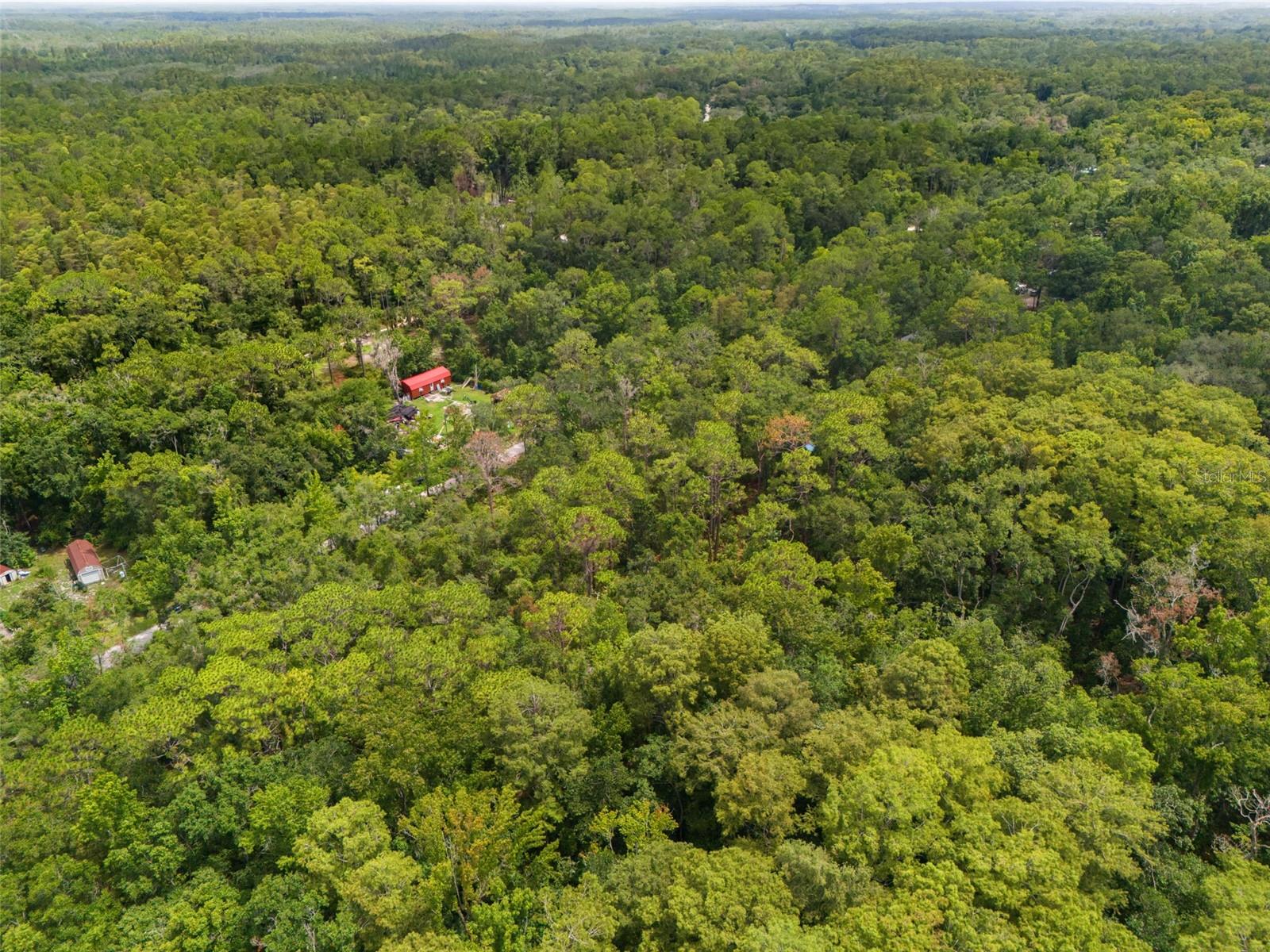 MOON LAKE ESTATES - Land