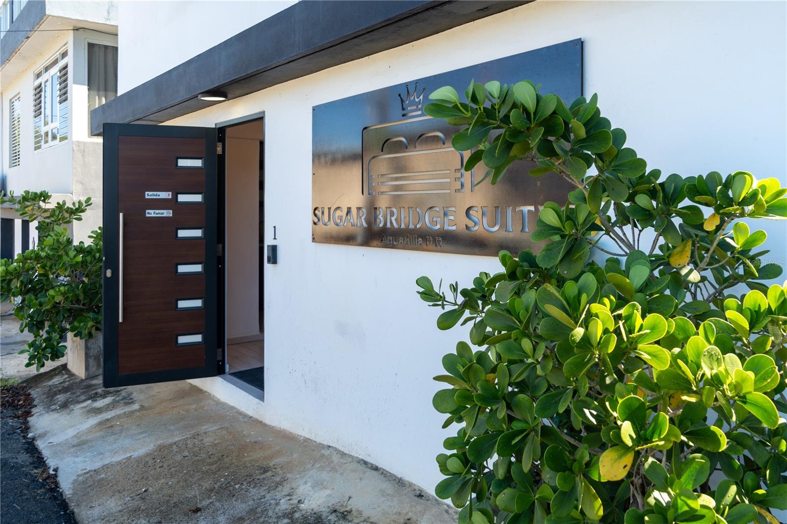 SUGAR BRIDGE SUITES - Residential Income