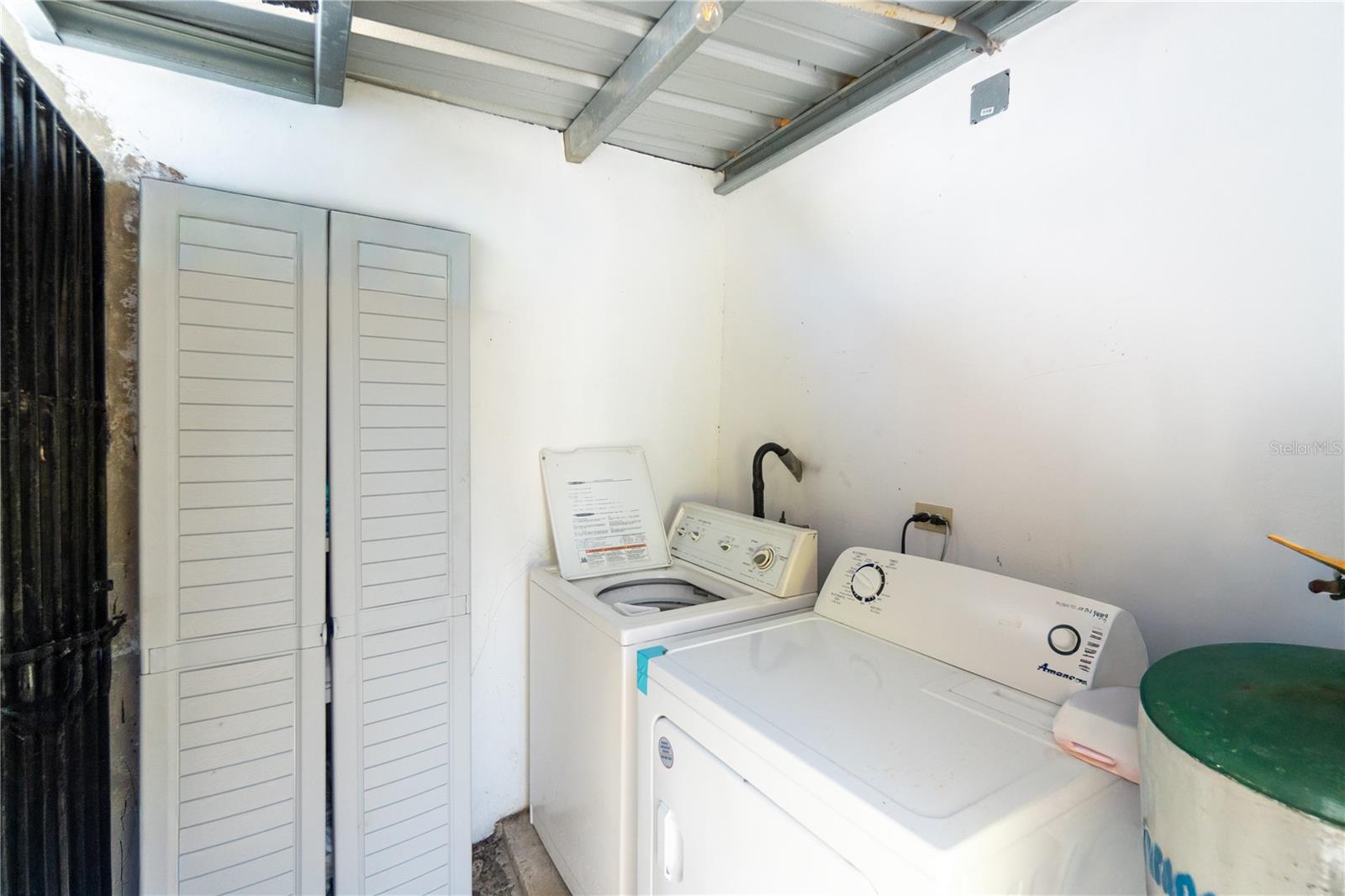 SUGAR BRIDGE SUITES - Residential Income