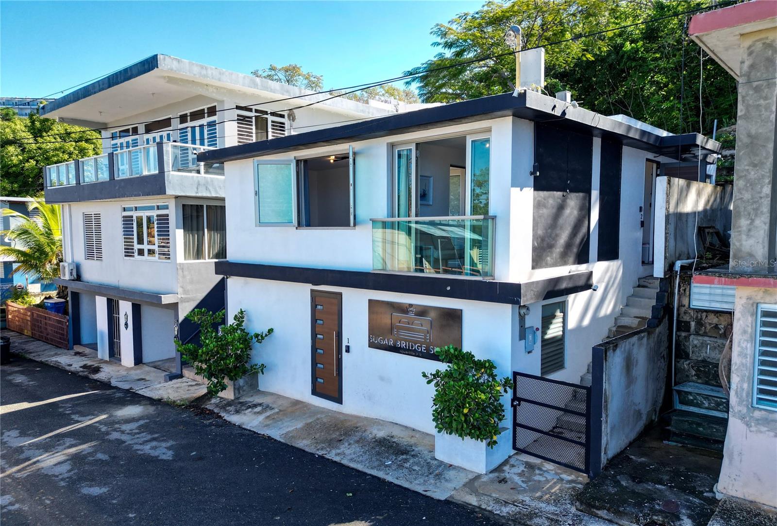 SUGAR BRIDGE SUITES - Residential Income