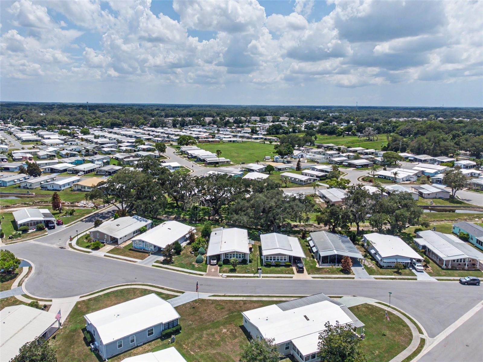 OAKS ROYAL - Residential