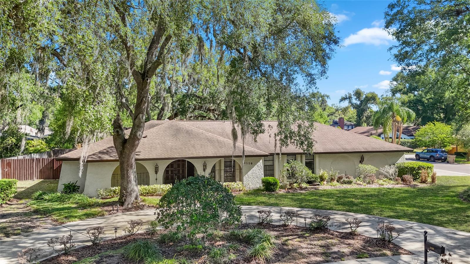 TEMPLE TERRACE ESTATES REP - Residential