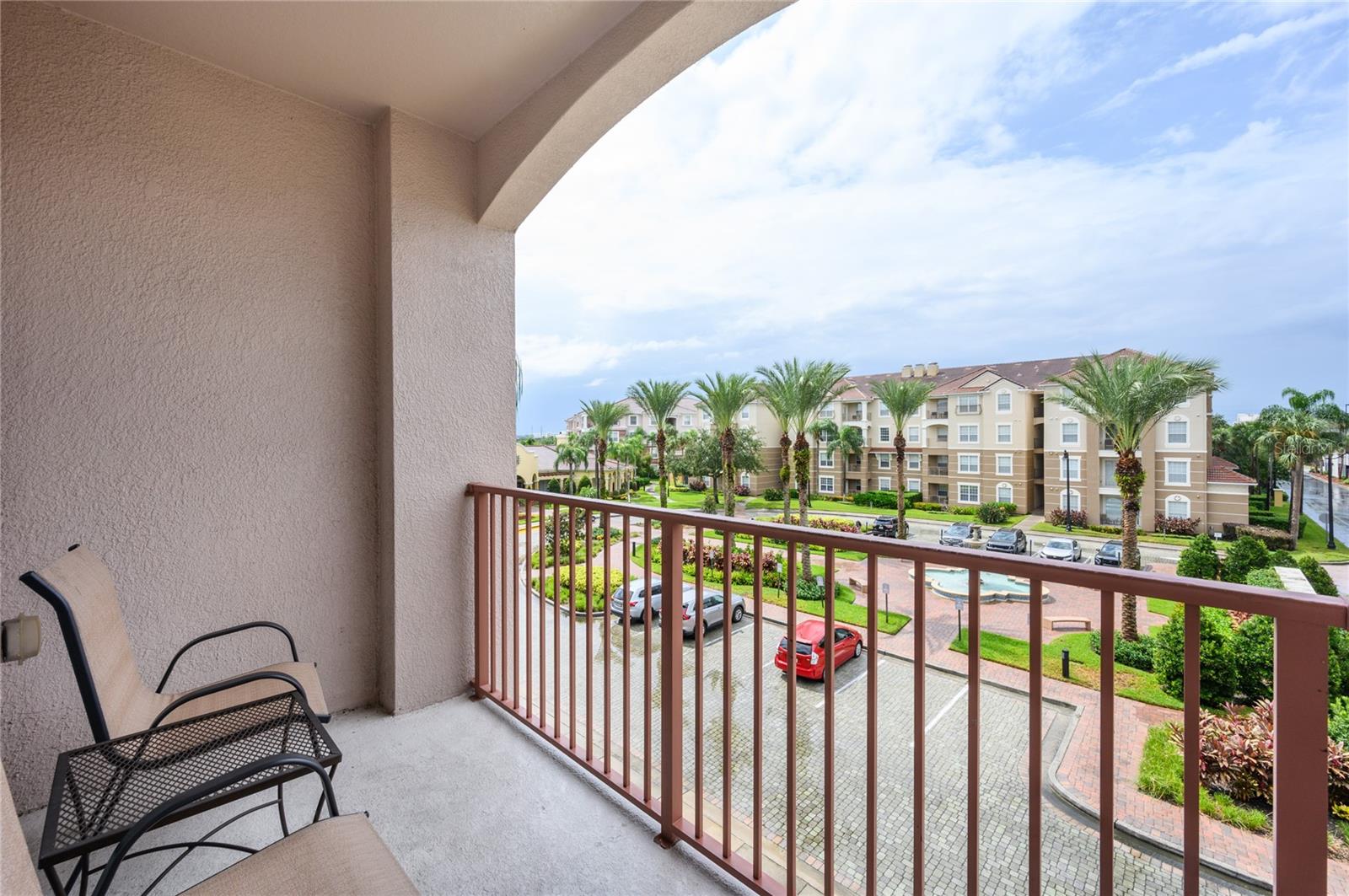 VISTA CAY AT HARBOR SQUARE CONDOMINIUM PHASE - Residential