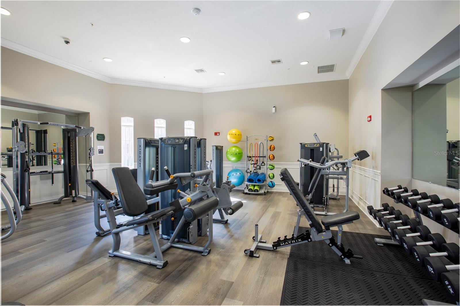 VISTA CAY AT HARBOR SQUARE CONDOMINIUM PHASE - Residential