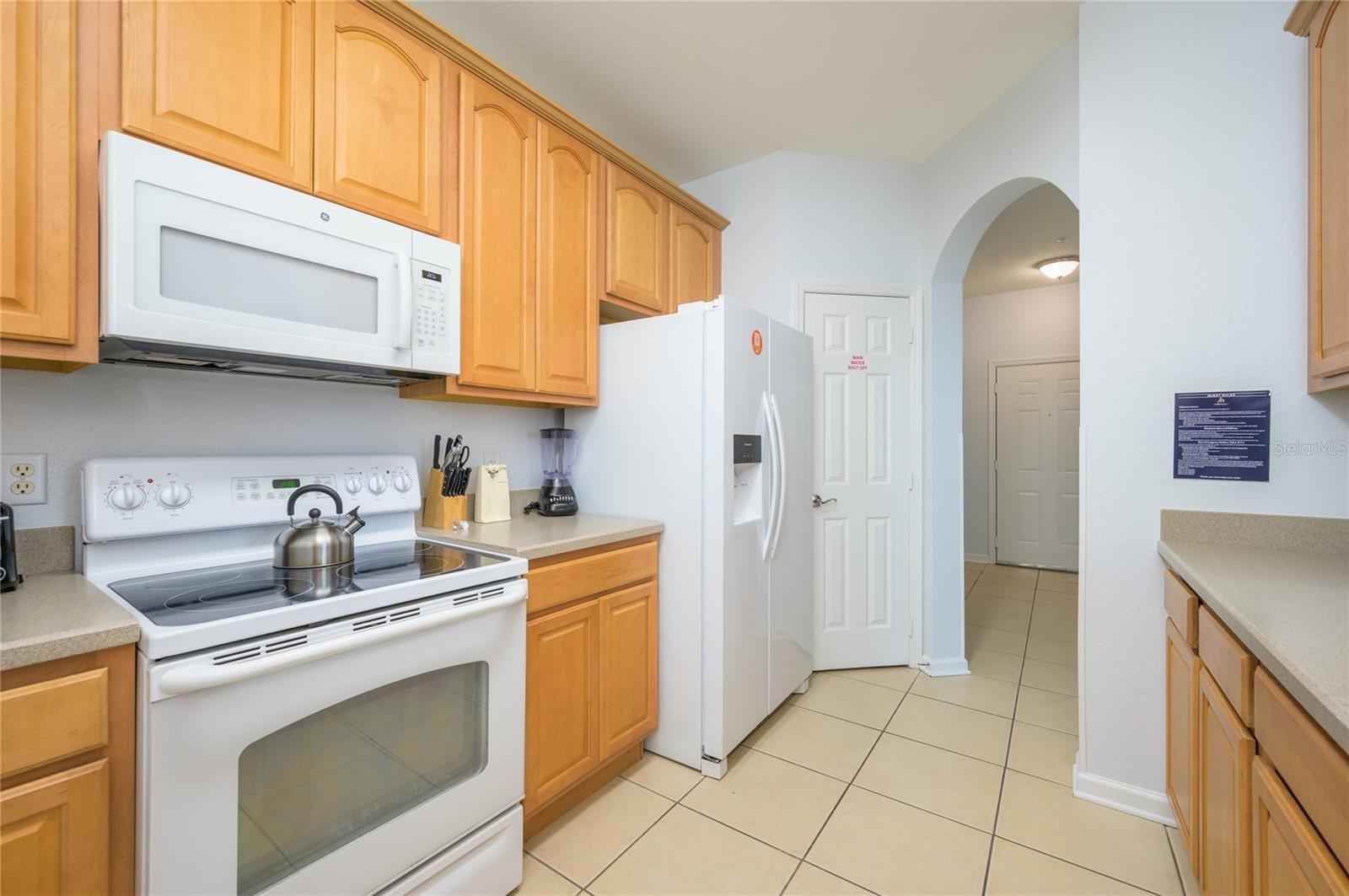 VISTA CAY AT HARBOR SQUARE CONDOMINIUM PHASE - Residential