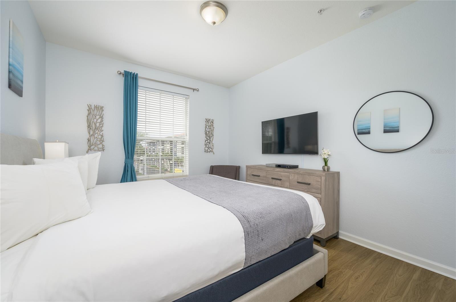 VISTA CAY AT HARBOR SQUARE CONDOMINIUM PHASE - Residential