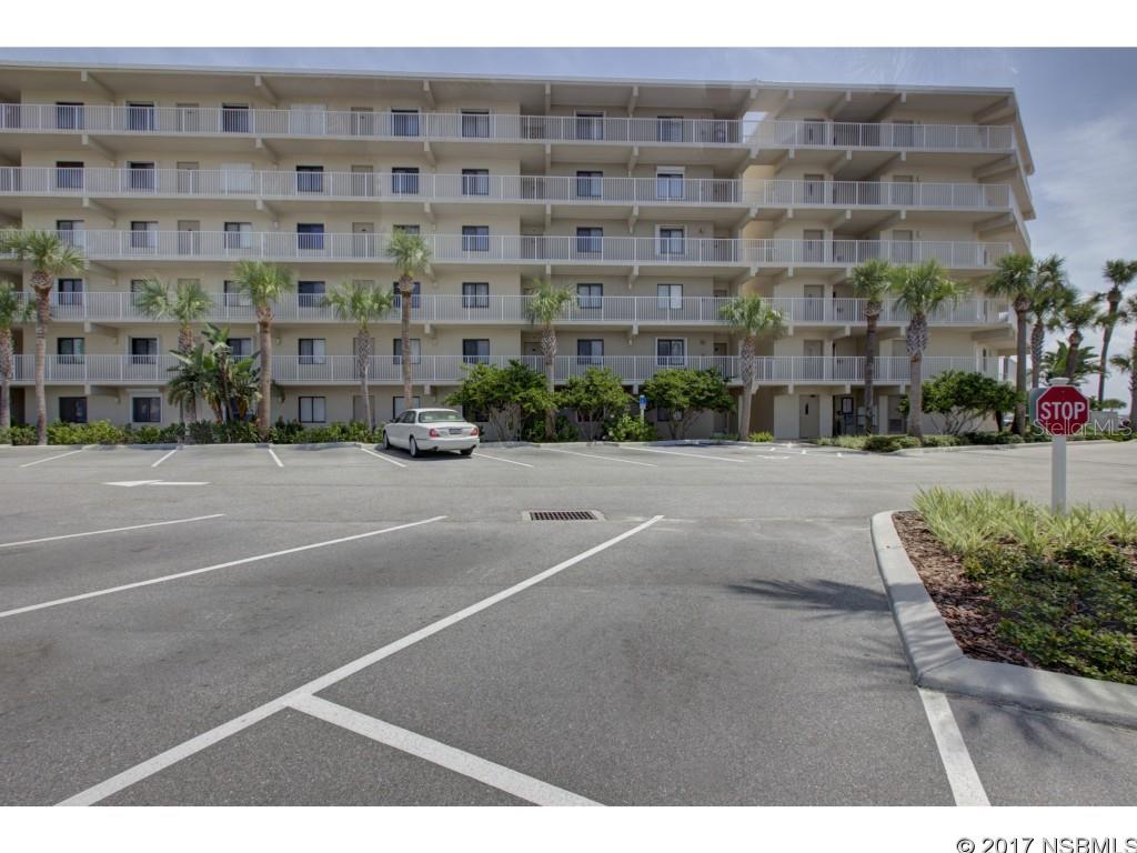 Pelican - Residential