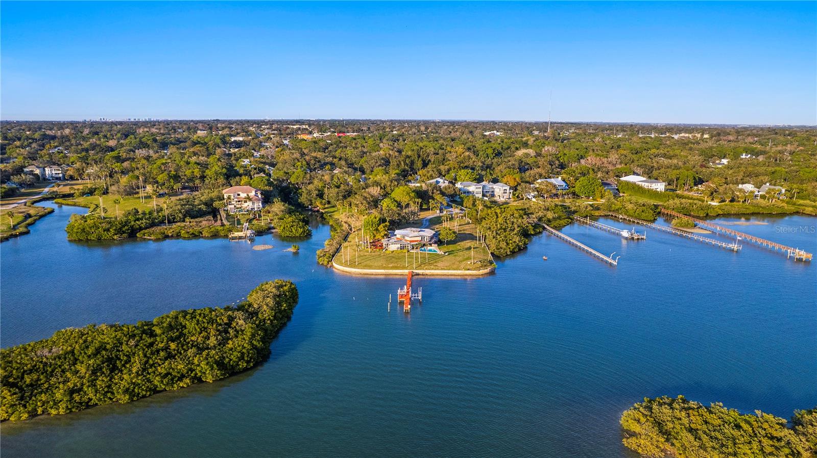 HARBOR VIEW - Land