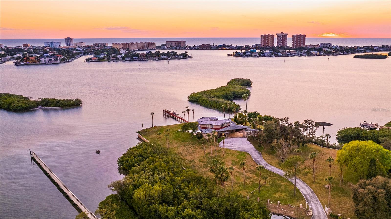 HARBOR VIEW - Land