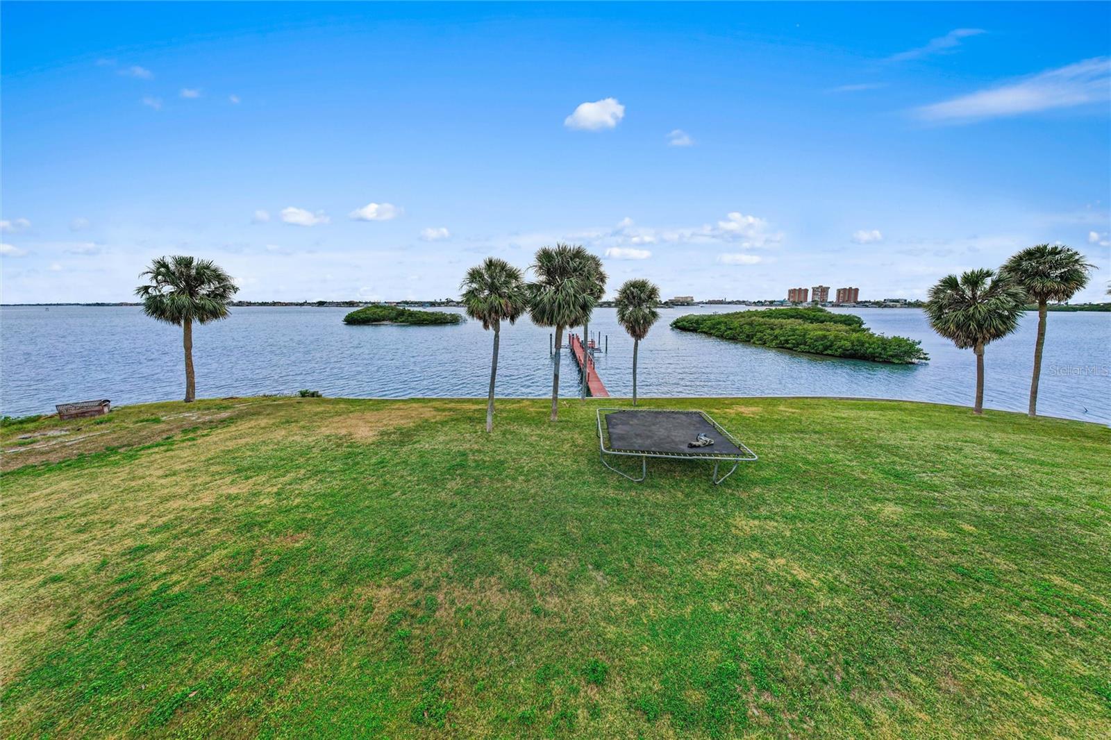 HARBOR VIEW - Land