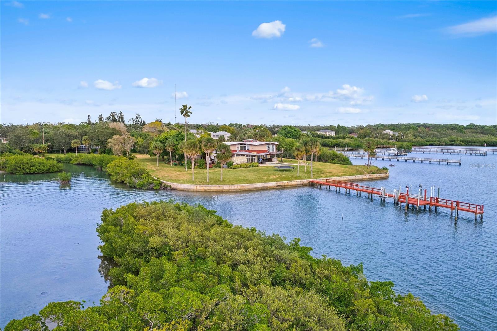 HARBOR VIEW - Land