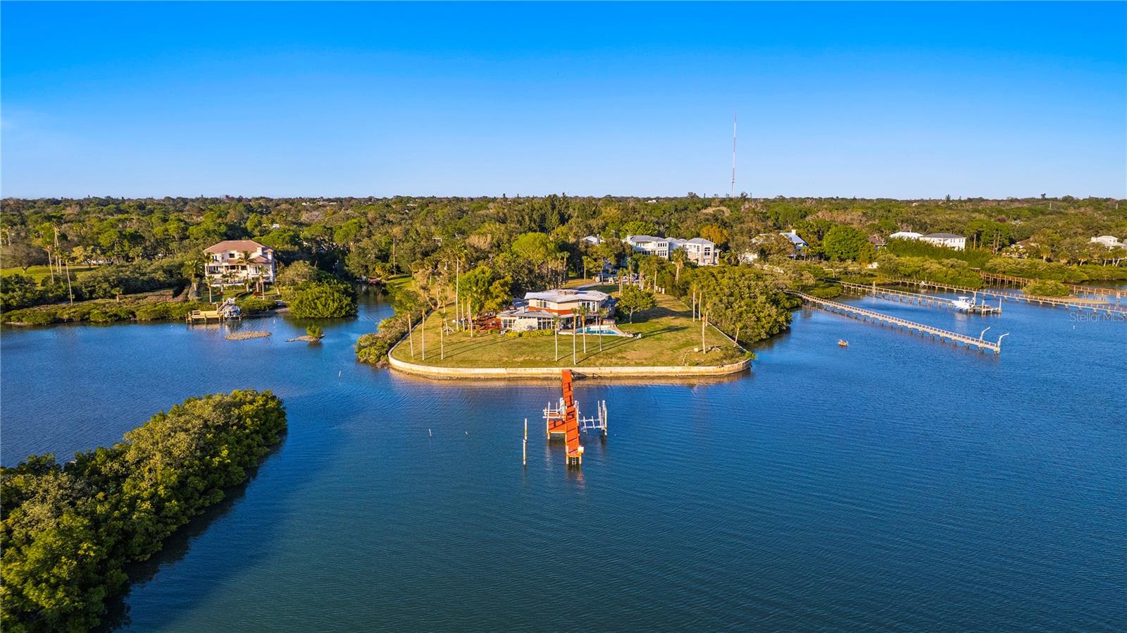 HARBOR VIEW - Land
