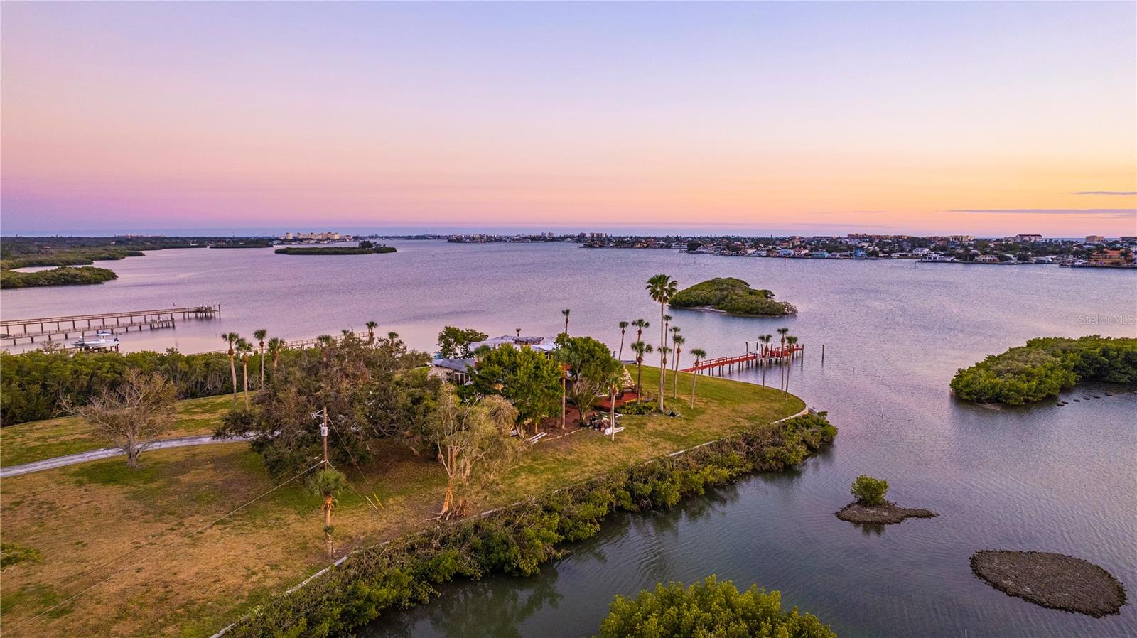 HARBOR VIEW - Land
