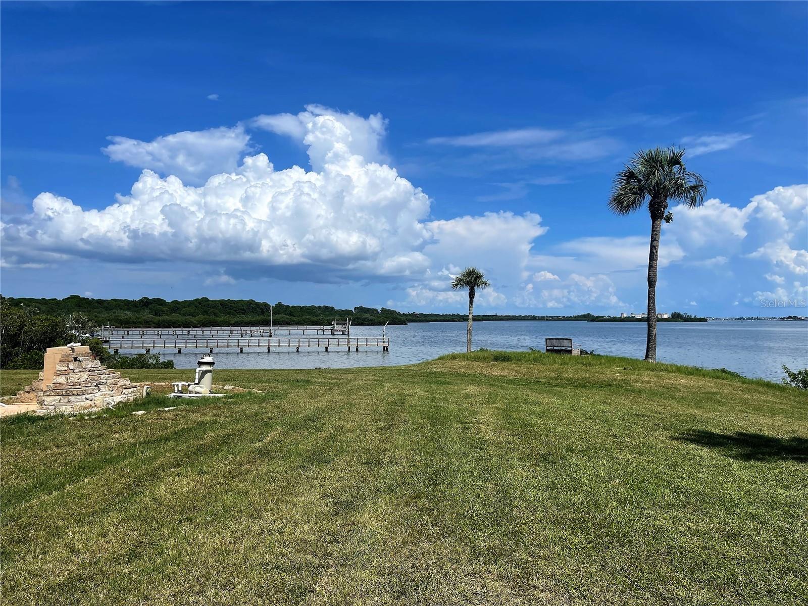 HARBOR VIEW - Land