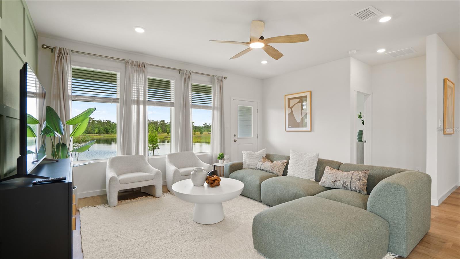 WATERLIN 45'S - Residential