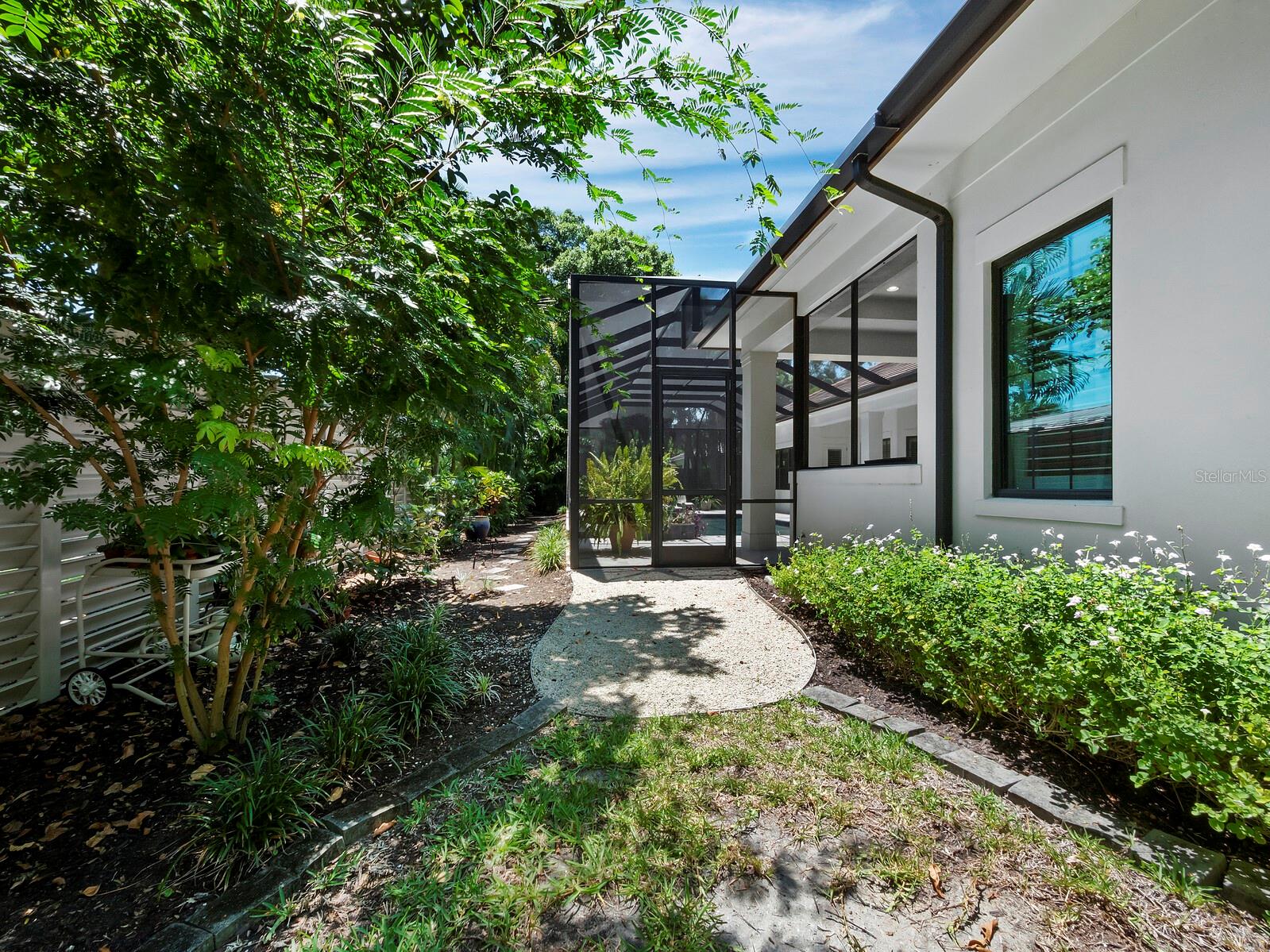 JOHNSON ESTATES - Residential