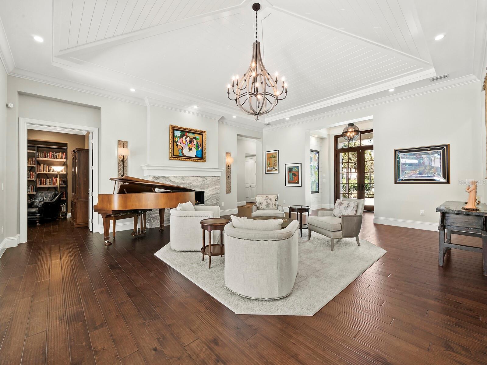 JOHNSON ESTATES - Residential