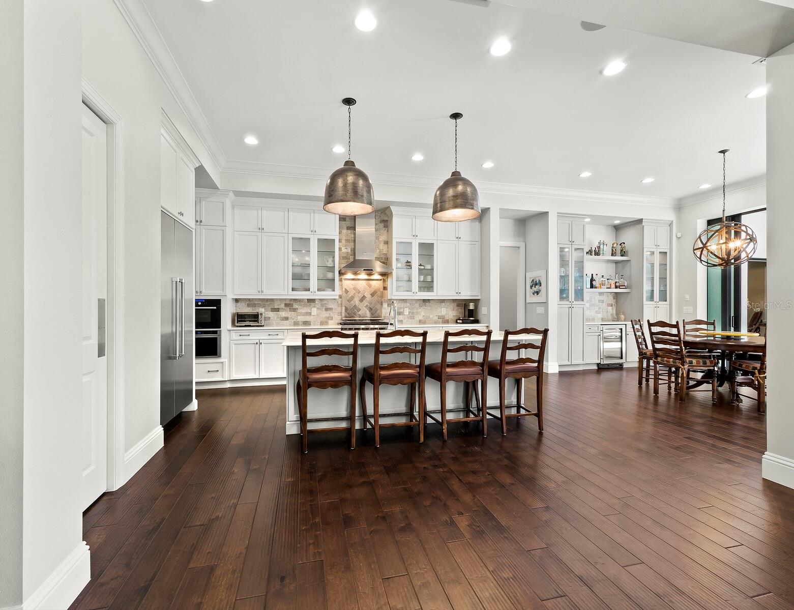 JOHNSON ESTATES - Residential