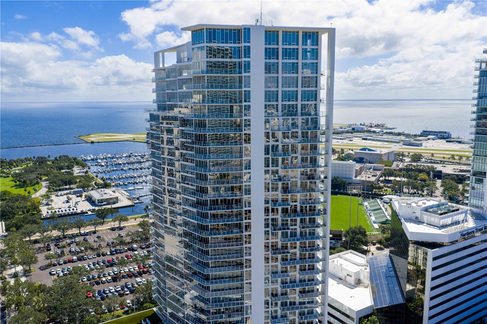 SIGNATURE PLACE CONDO - Residential Lease