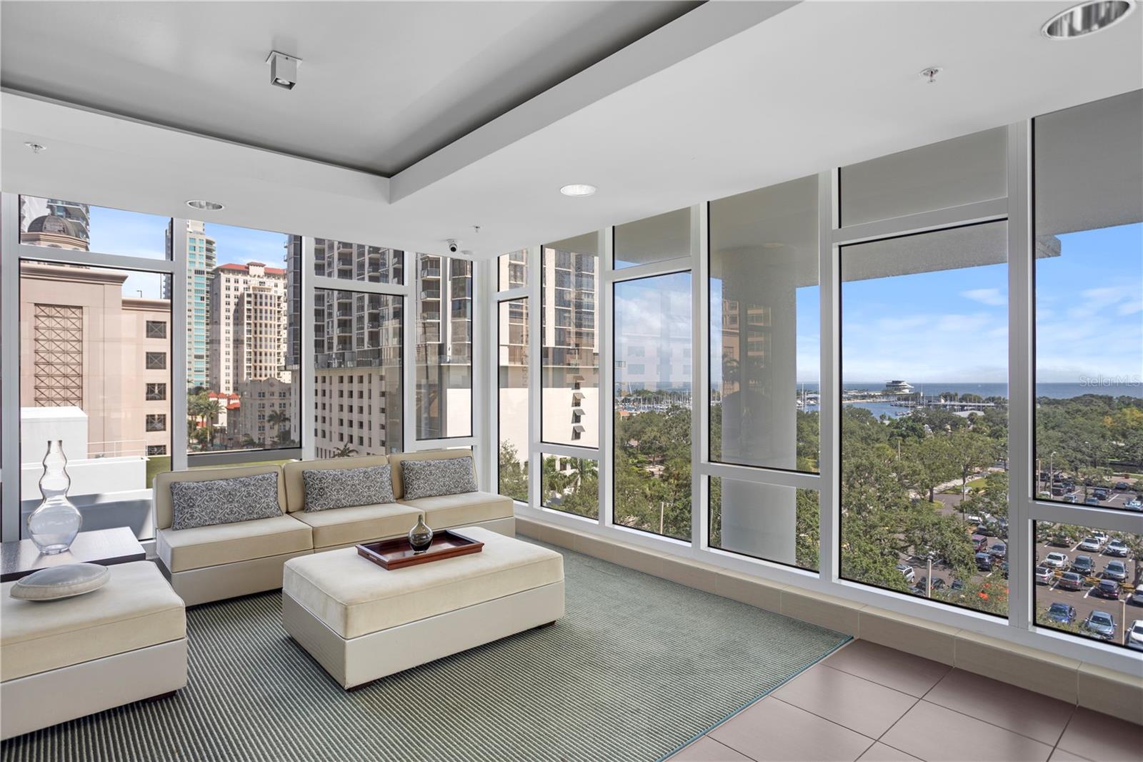 SIGNATURE PLACE CONDO - Residential Lease