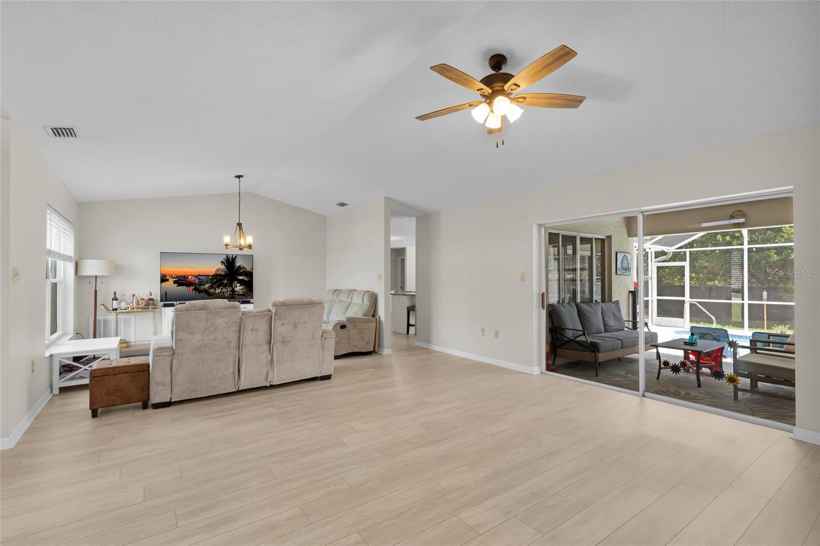 BELMONT HEIGHTS - Residential