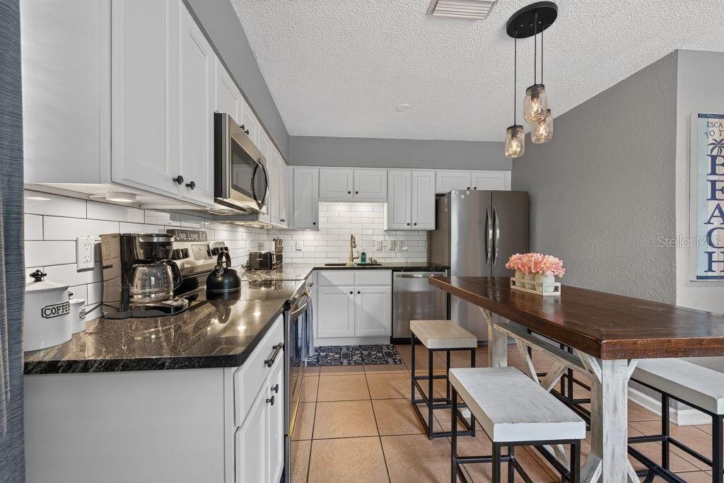 ROOSEVELT GROVES - Residential