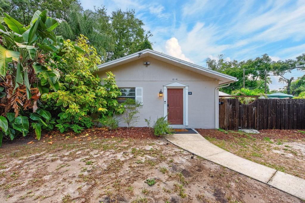 ROOSEVELT GROVES - Residential
