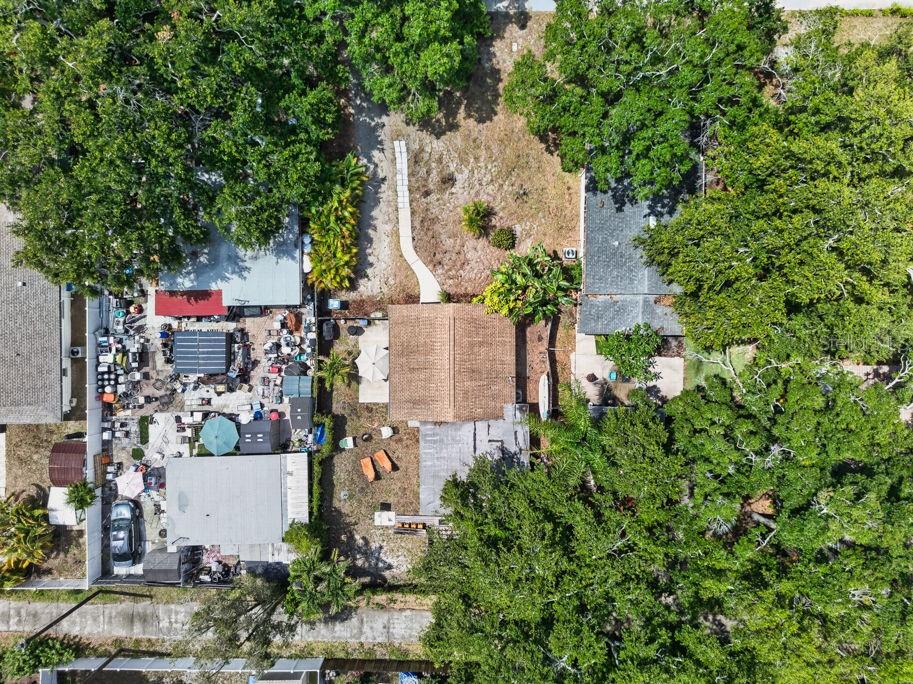 ROOSEVELT GROVES - Residential