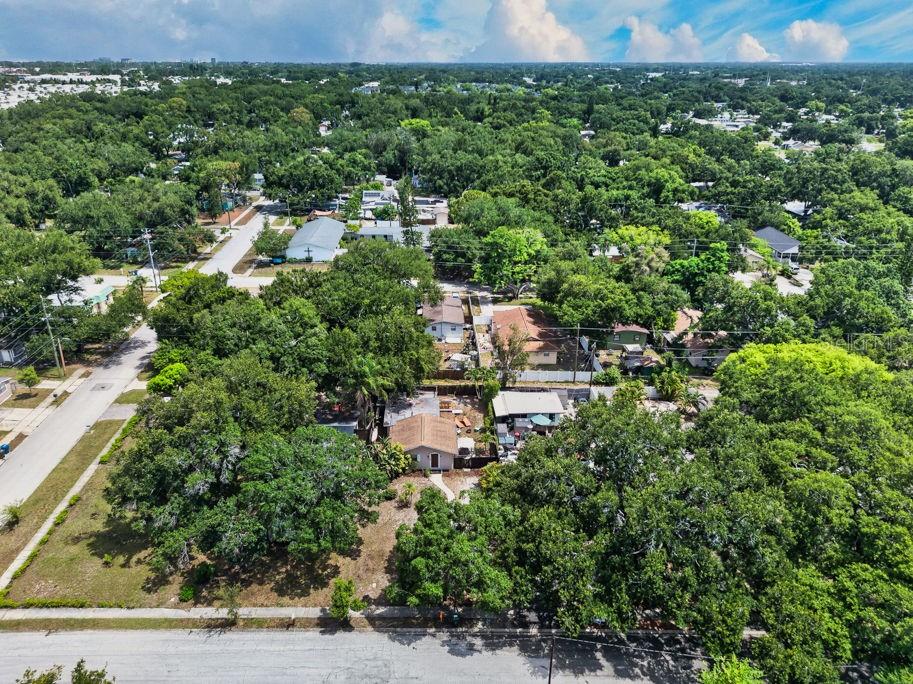 ROOSEVELT GROVES - Residential