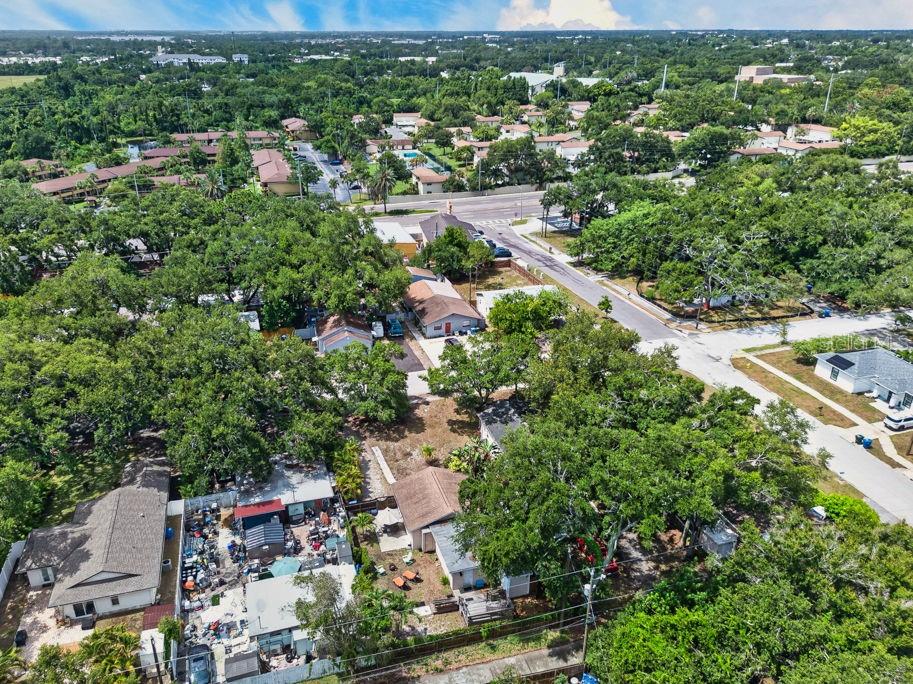 ROOSEVELT GROVES - Residential
