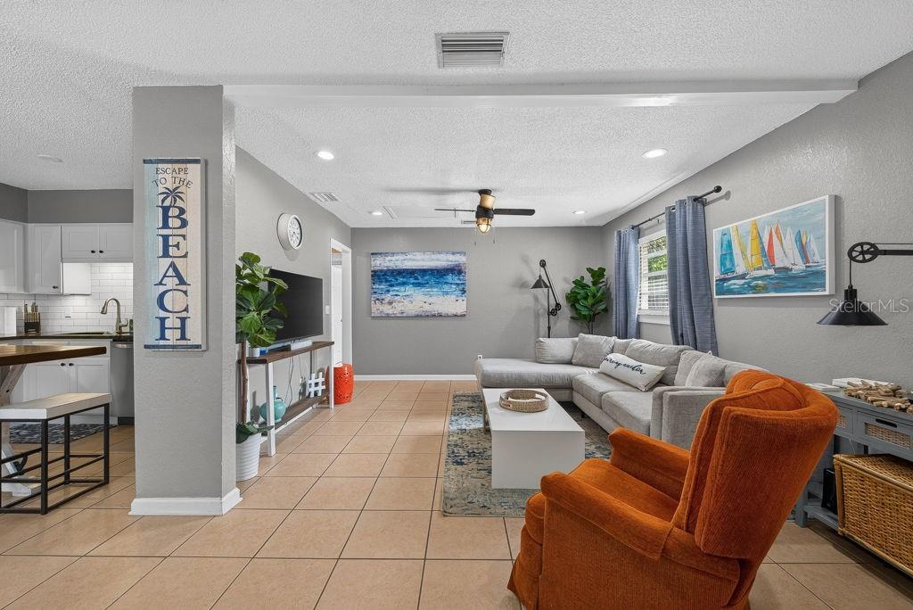 ROOSEVELT GROVES - Residential