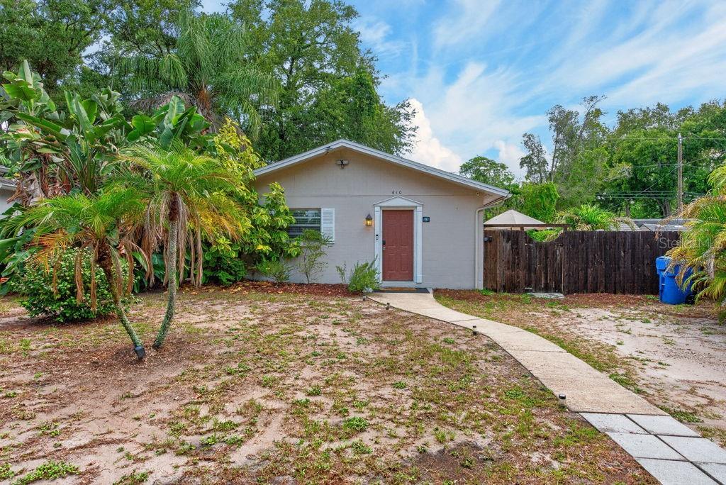 ROOSEVELT GROVES - Residential