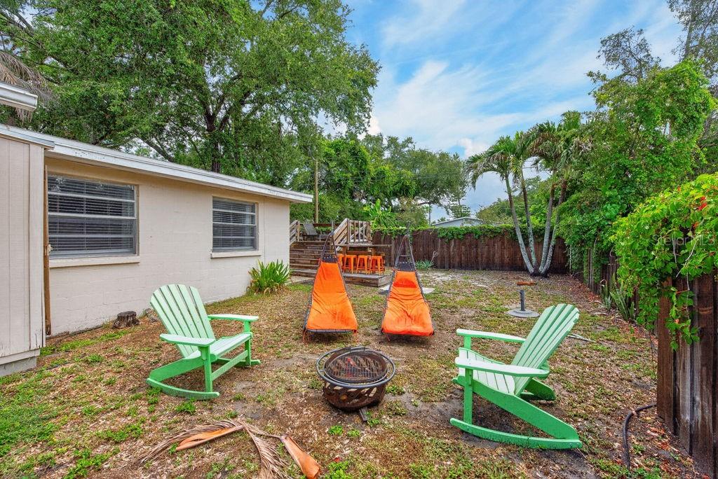 ROOSEVELT GROVES - Residential