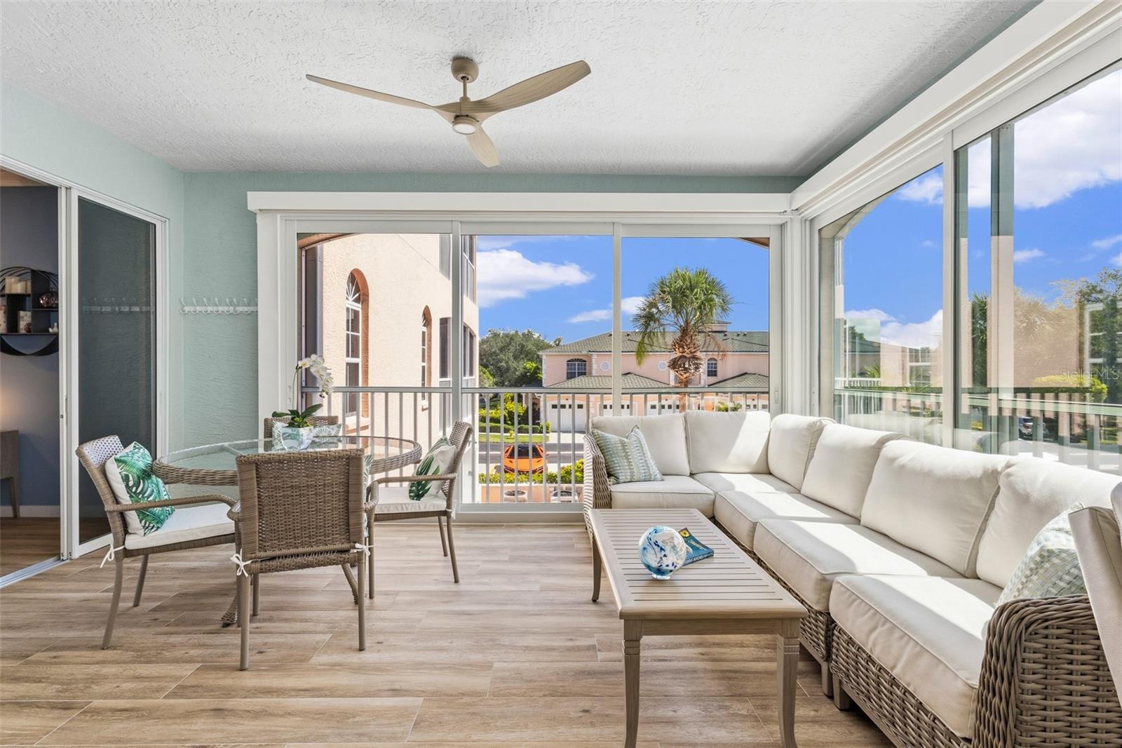 COURTYARDS AT GONDOLA PARK THE - Residential