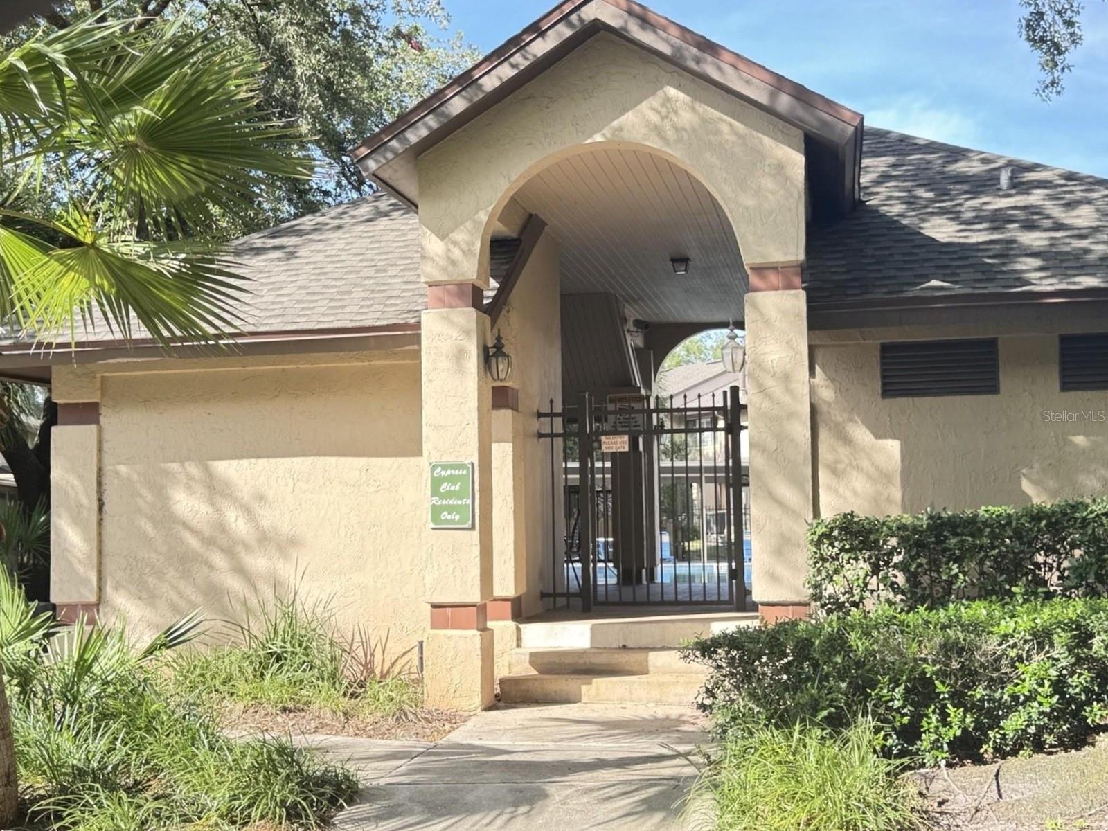 CYPRESS CLUB - Residential
