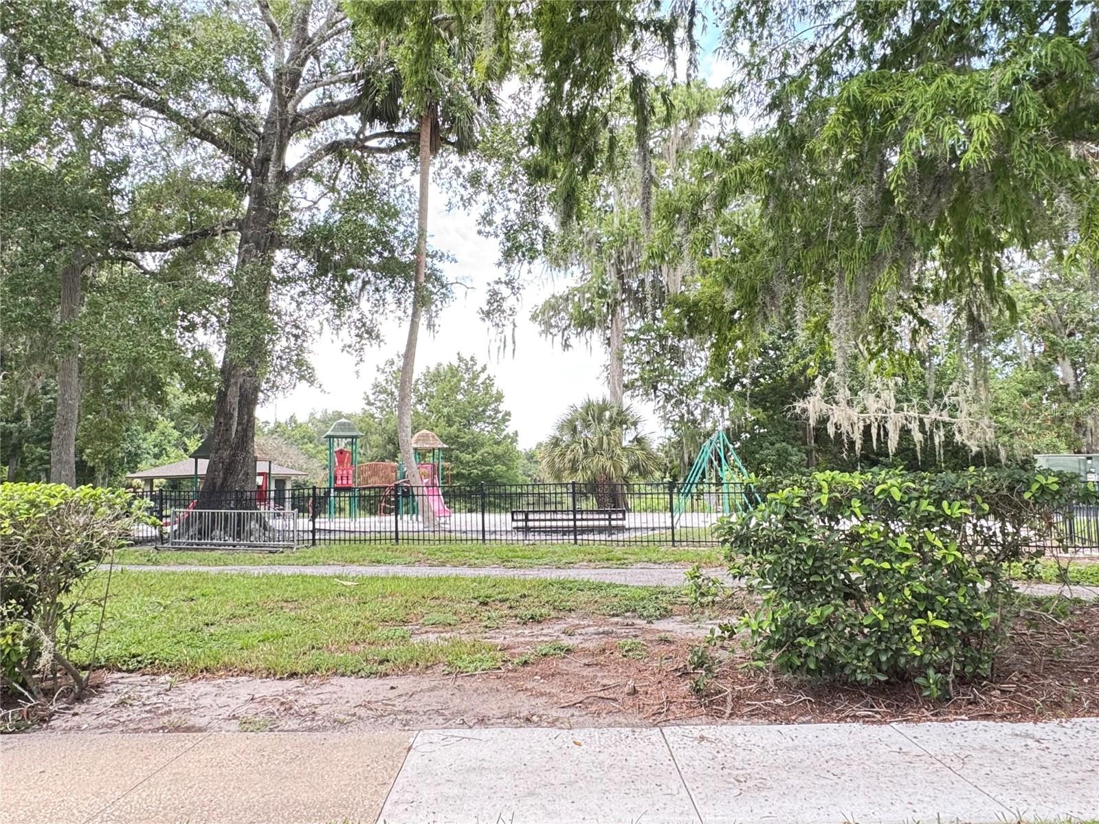 CYPRESS CLUB - Residential