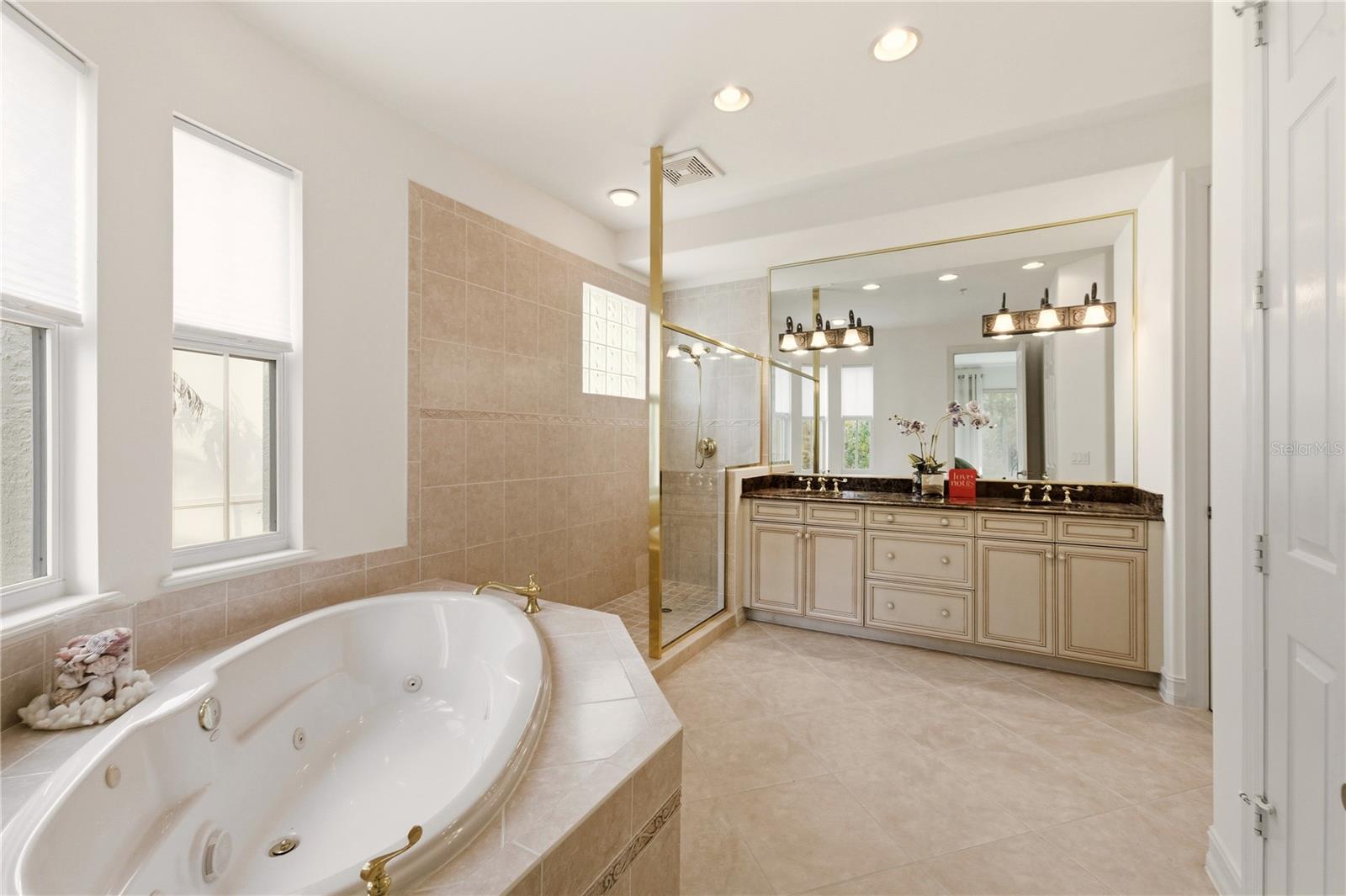 CASTILLO I AT TIBURON - Residential