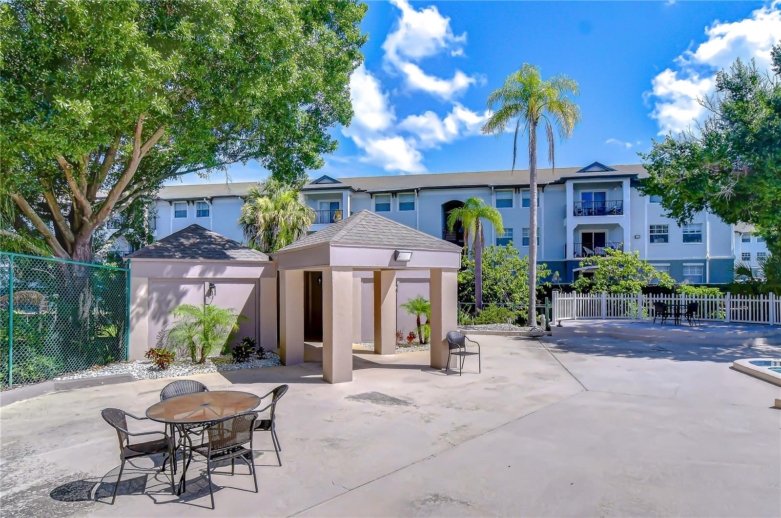 ASHFORD GREEN CONDOMINIUM - Residential