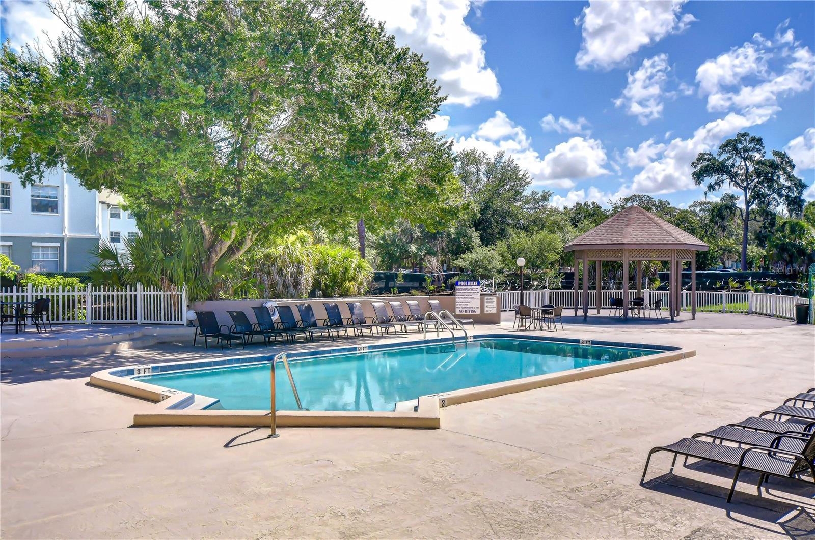ASHFORD GREEN CONDOMINIUM - Residential