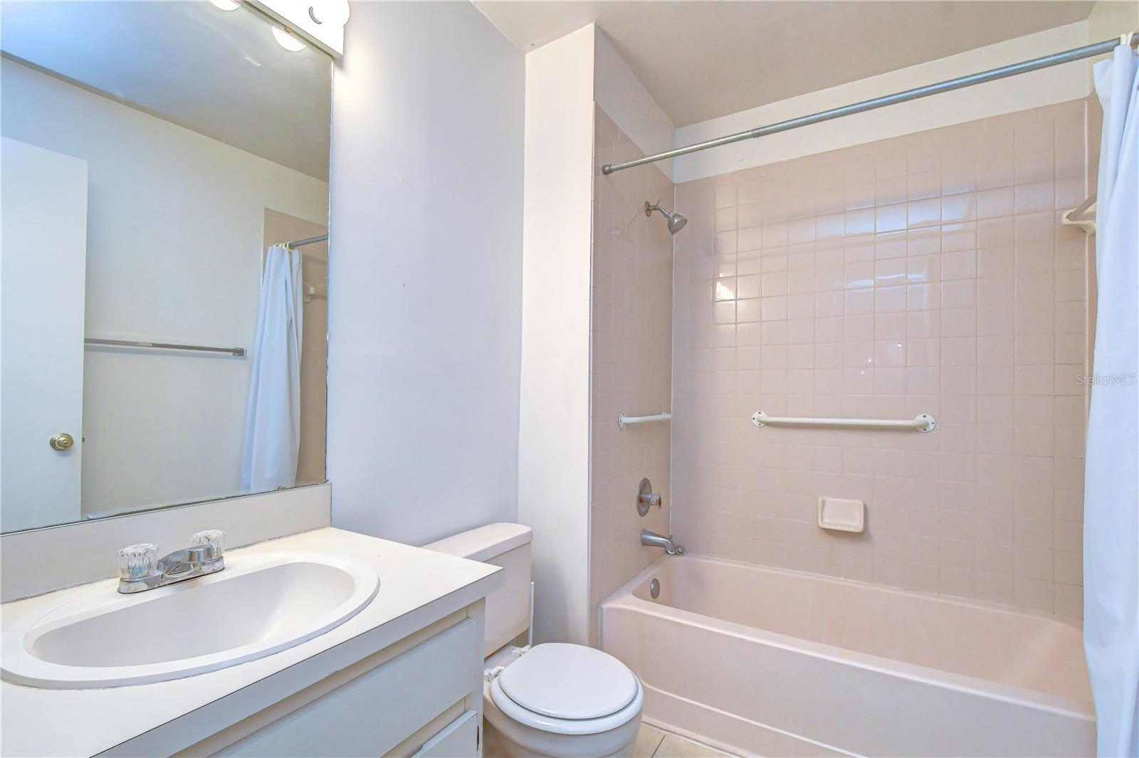 ASHFORD GREEN CONDOMINIUM - Residential