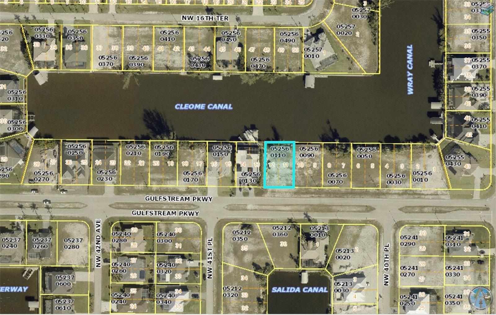 CAPE CORAL - Land