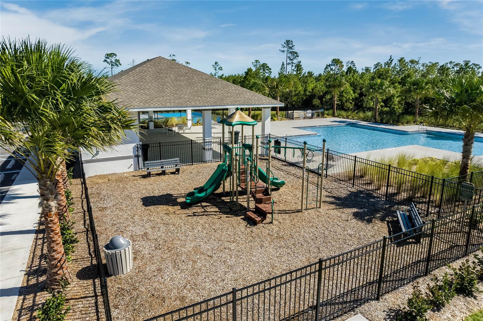 COASTAL WOODS UN D - Residential