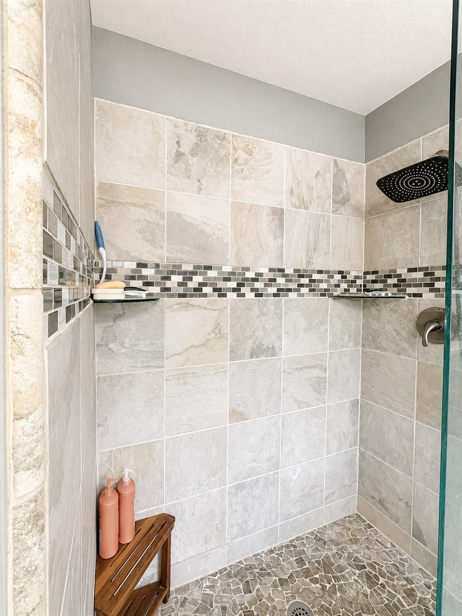 HIGHRIDGE ESTATES - Residential