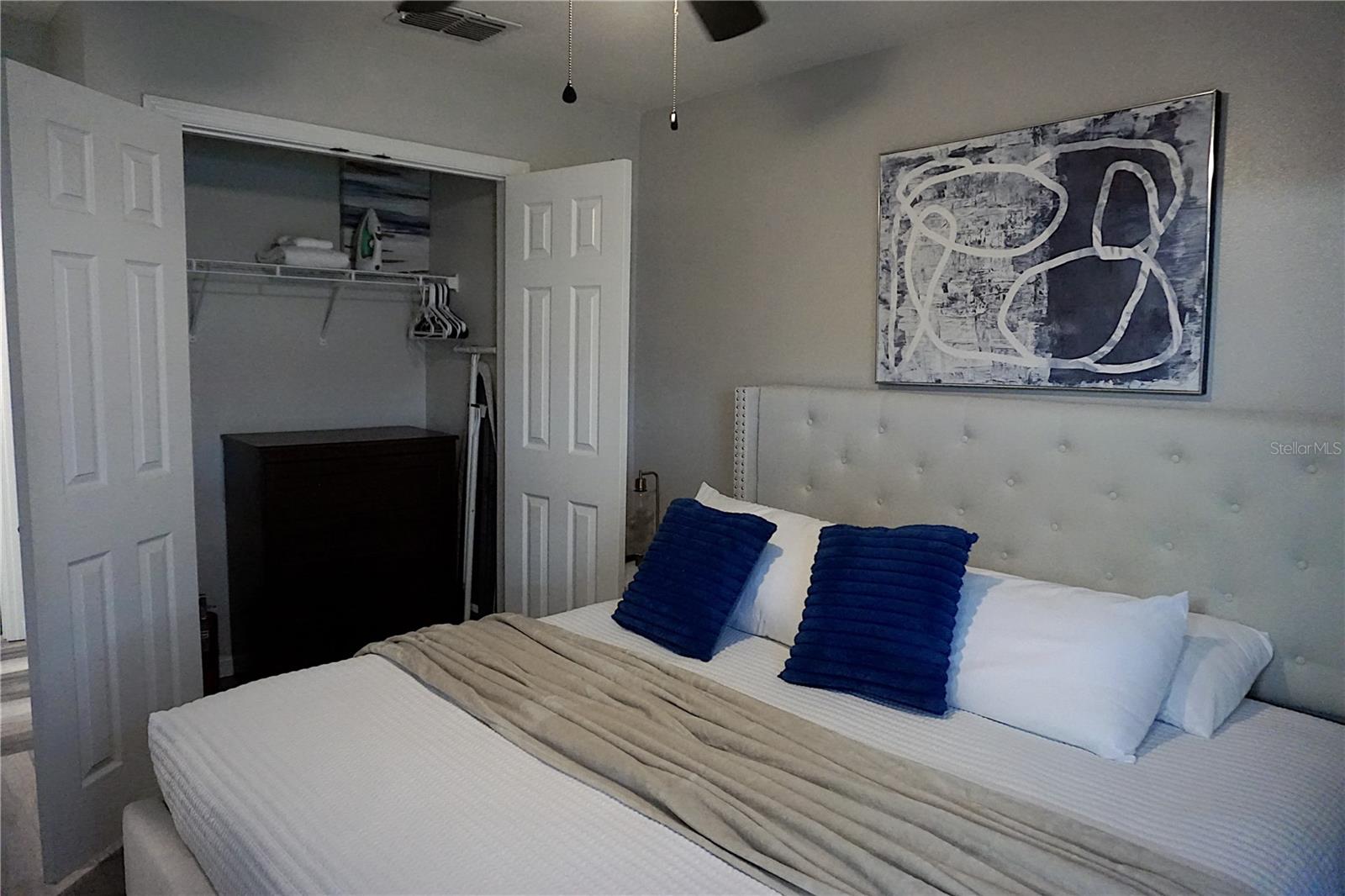 ENCANTADA PH 1 - Residential