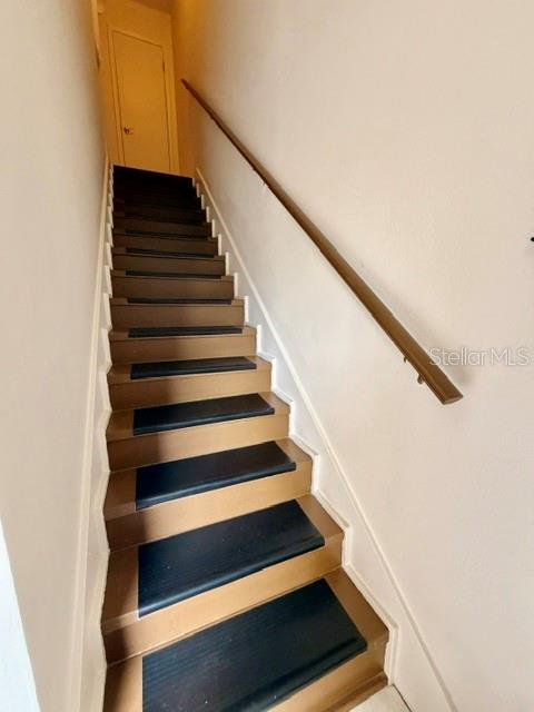 TOWNHOUSE AT LAKE SEMINOLE CONDO - Residential Lease
