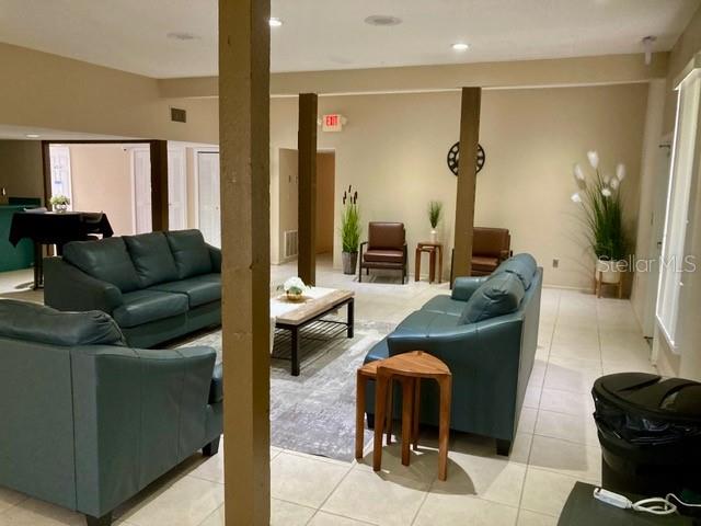 TOWNHOUSE AT LAKE SEMINOLE CONDO - Residential Lease