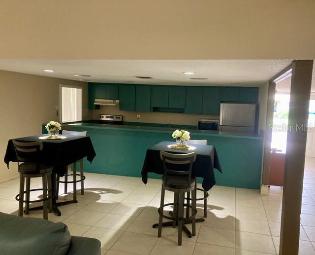 TOWNHOUSE AT LAKE SEMINOLE CONDO - Residential Lease